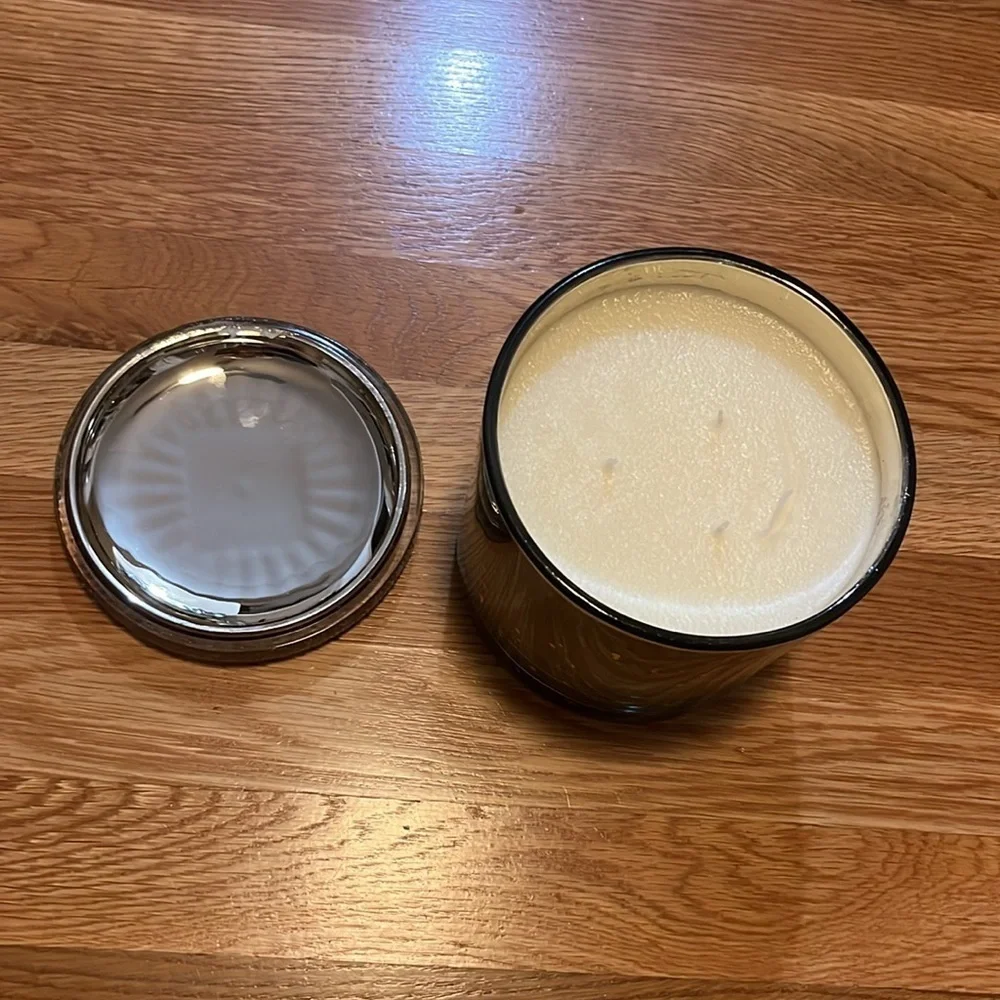 Anthropologie Two Voluspa Casa Pacifica 36 ounce Candles NEW READ